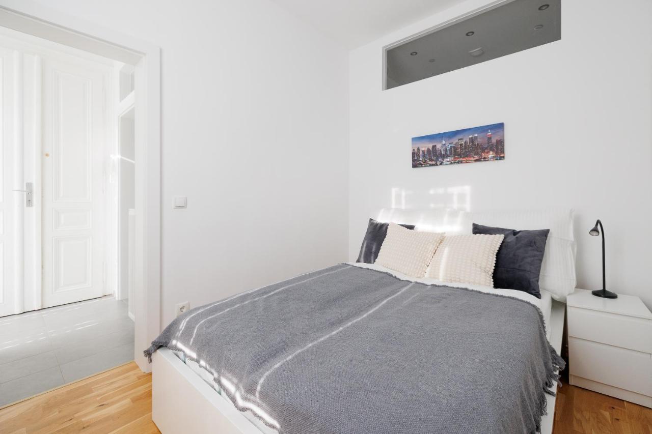 Central City - 2 Bedroom With Netflix Vienne